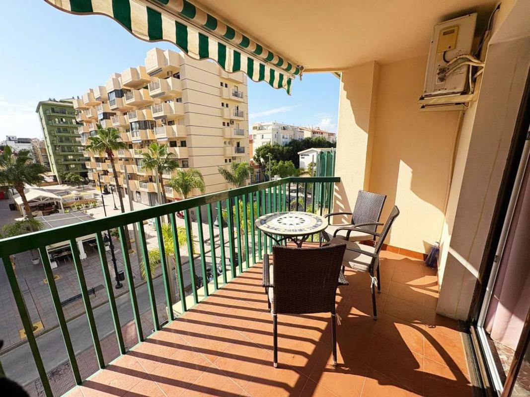 Venta de piso en Calle Lamo de Espinosa, Fuengirola
photo 1