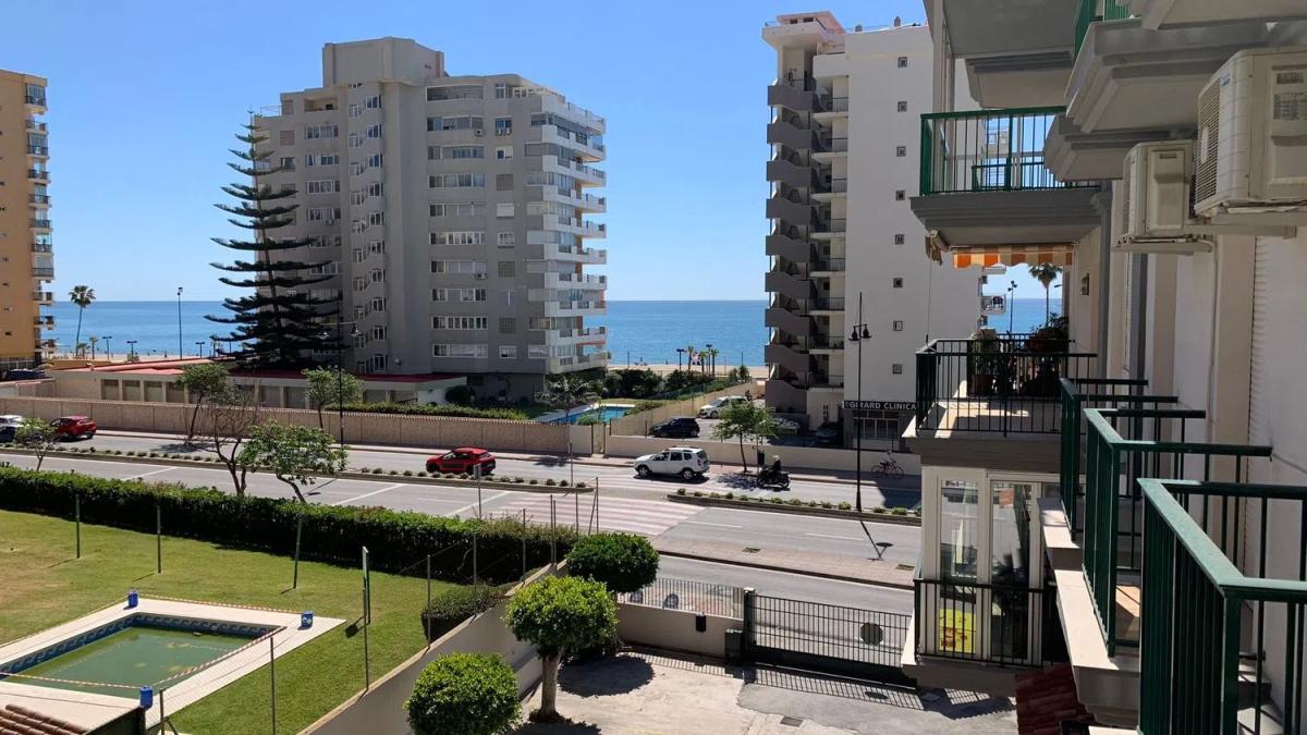 Sprzedaż mieszkania w Avenida de las Gaviotas, Fuengirola
photo 2