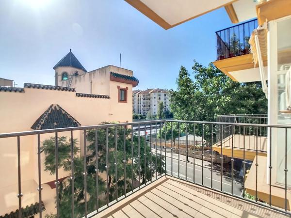 Mieszkanie na sprzedaż w  Calle Hermanos Galan Casero, 13, Fuengirola photo 1