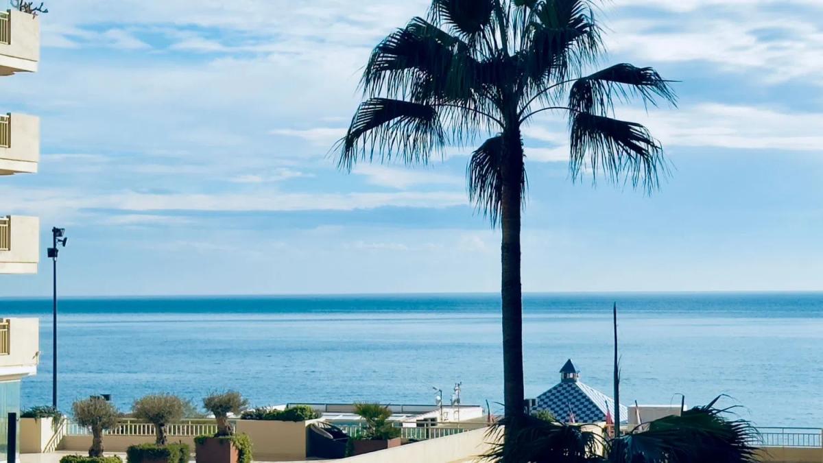 Venta de piso en Zona Sohail, Fuengirola
photo 1