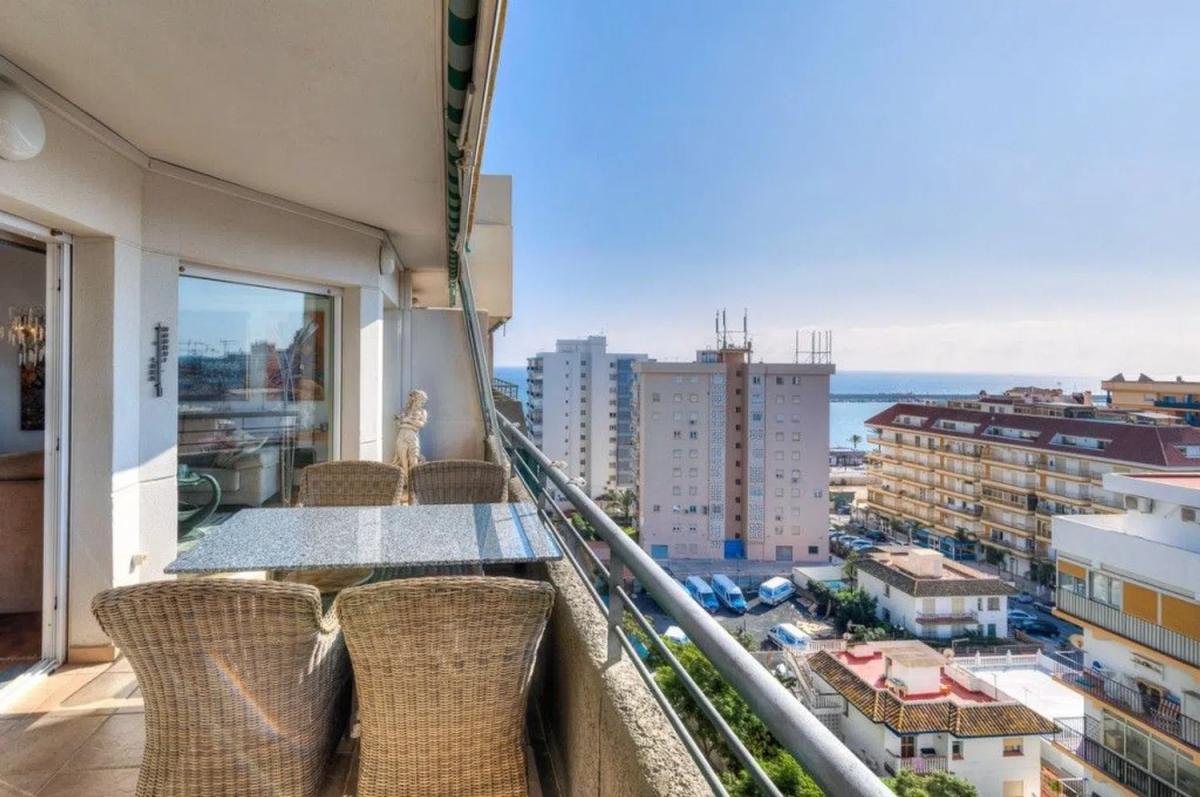 Sprzedaż poddasza w Zona Puerto Deportivo, Fuengirola photo 2