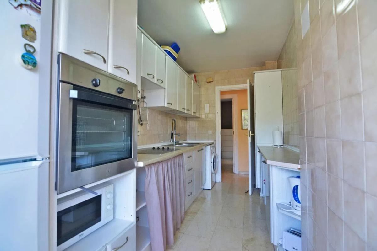 Продажа квартиры на Camino del Antiguo Ferrocarril, Фуэнхирола
 photo 4
