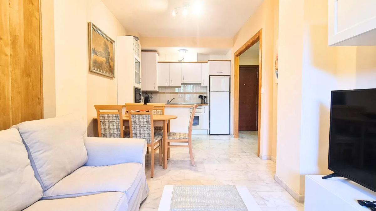 Sale of apartment in Calle las Dalias, 22 -48, Fuengirola
photo 2