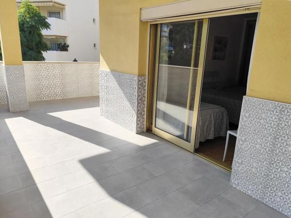Piso en venta en Zona Sohail, Fuengirola photo 1