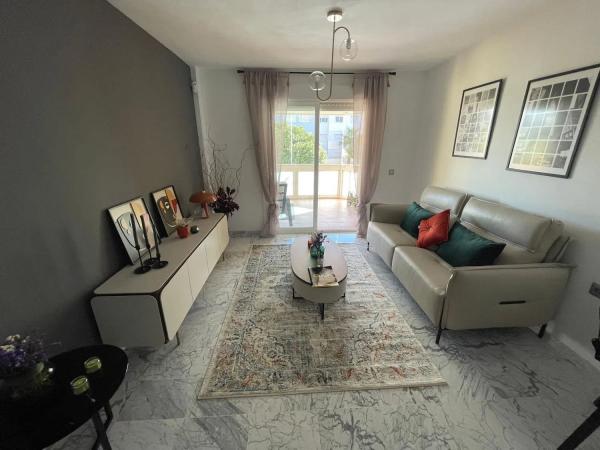 Piso en venta en  Calle San Miguel, 44, Fuengirola photo 3