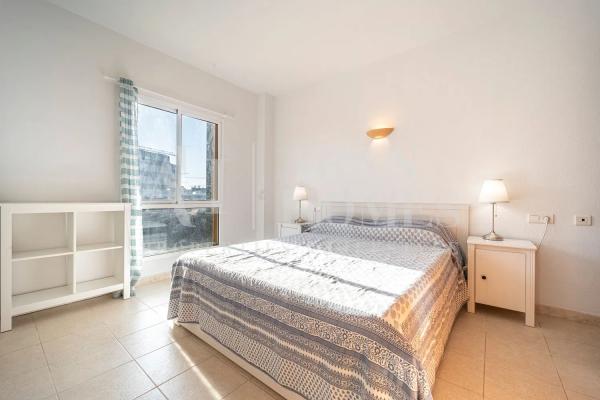 Mieszkanie na sprzedaż w  Calle Granado del Higueron, Fuengirola photo 3