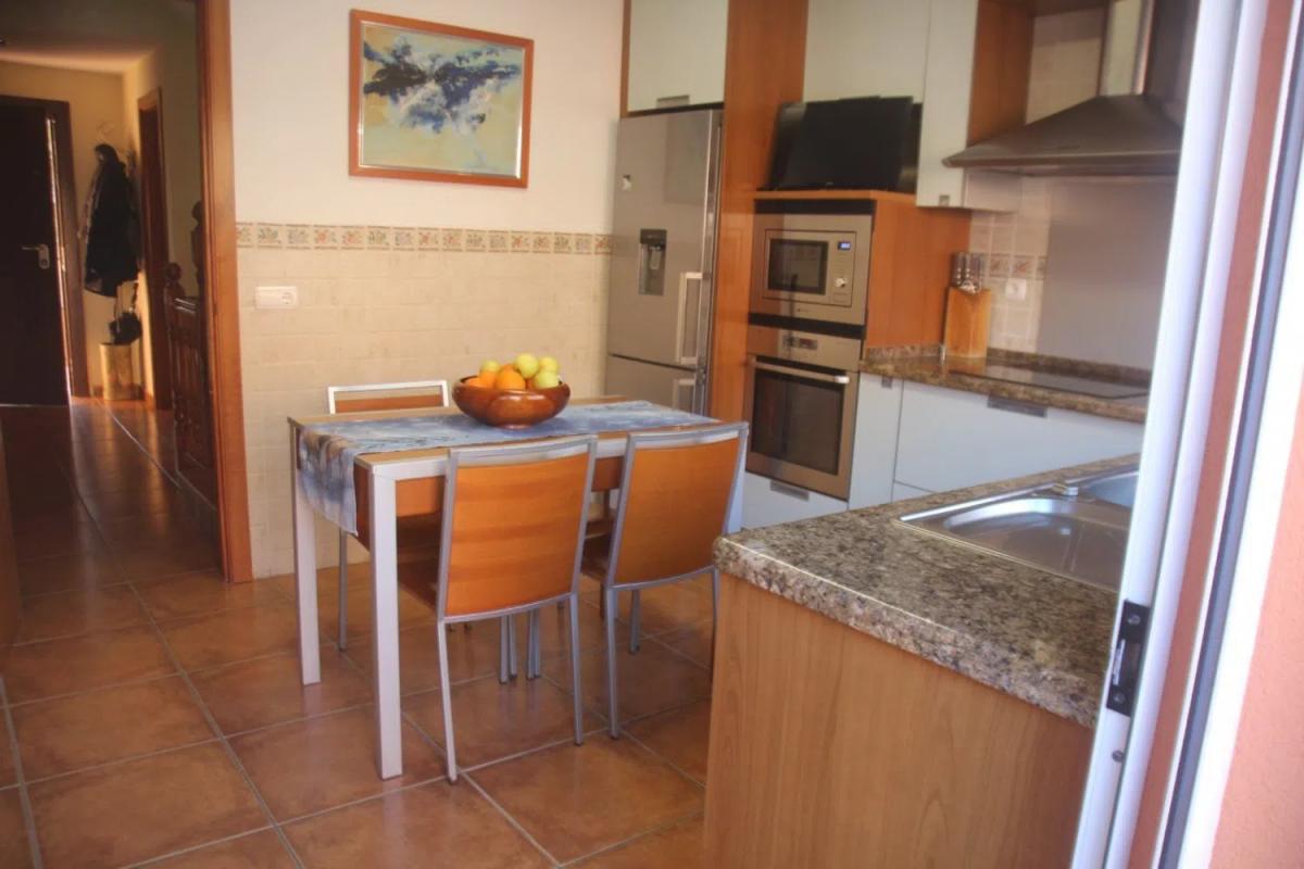 Продажа отдельного шале в Zona Puerto Deportivo, Фуэнхирола photo 3