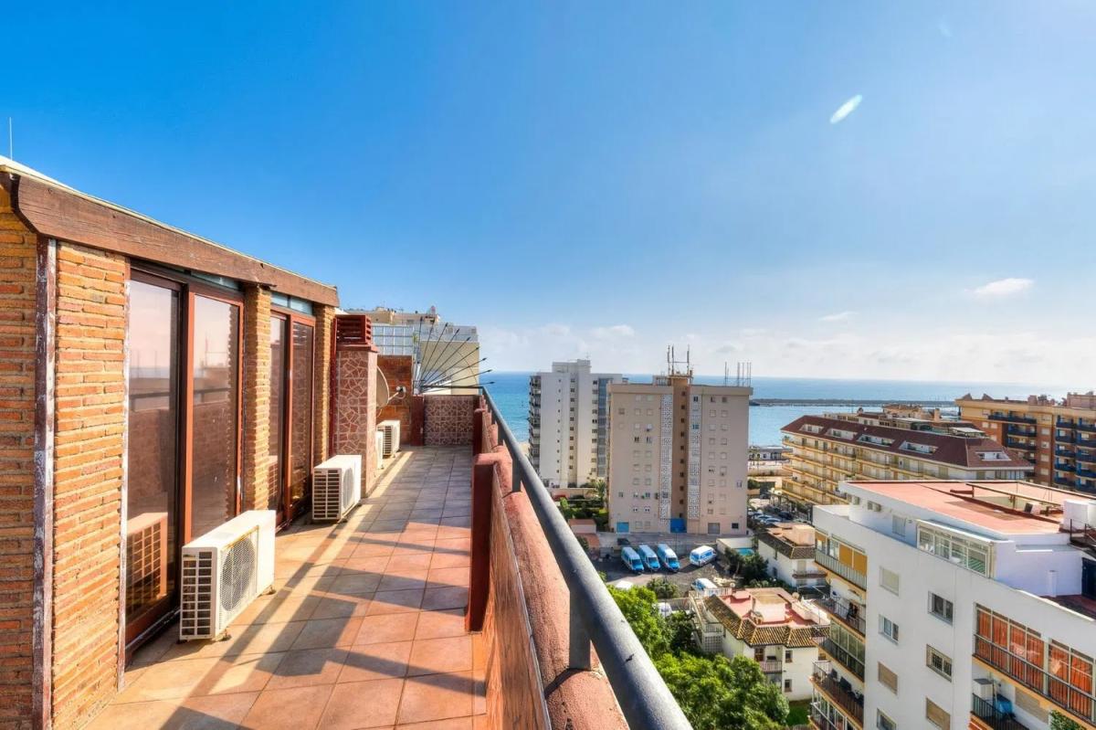 Venta de ático en Calle Santa Bárbara, Fuengirola photo 4