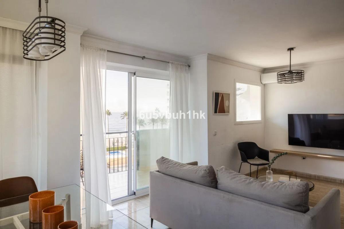 Sale of apartment in Las Gaviotas, Fuengirola
photo 1