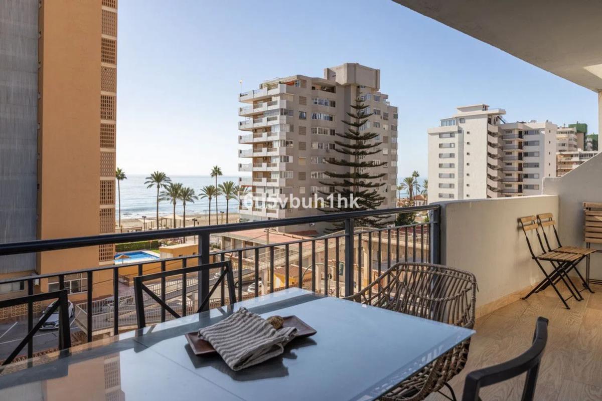Sale of apartment in Las Gaviotas, Fuengirola
photo 3