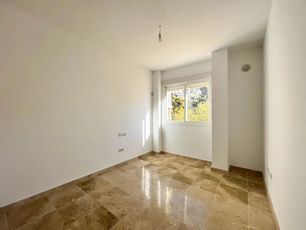 Sale of apartment in Calle Orquídea, Fuengirola
photo 5
