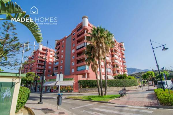 Piso en venta en Avenida Nuestro Padre Jesús Cautivo, 47, Fuengirola thumbnail 1