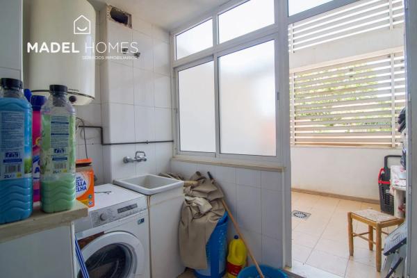Piso en venta en Avenida Nuestro Padre Jesús Cautivo, 47, Fuengirola thumbnail 2
