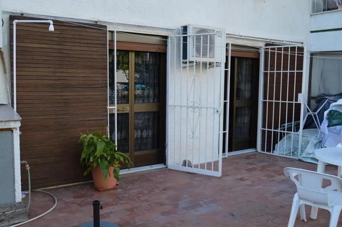 Venta de piso en Zona Puerto Deportivo, Fuengirola
 photo 2