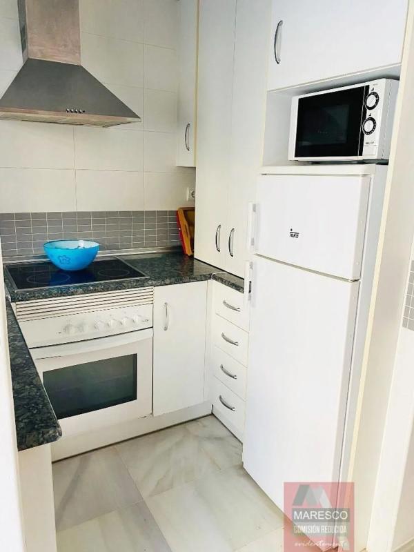 Sale of apartment in Calle la Peña, Fuengirola
photo 3
