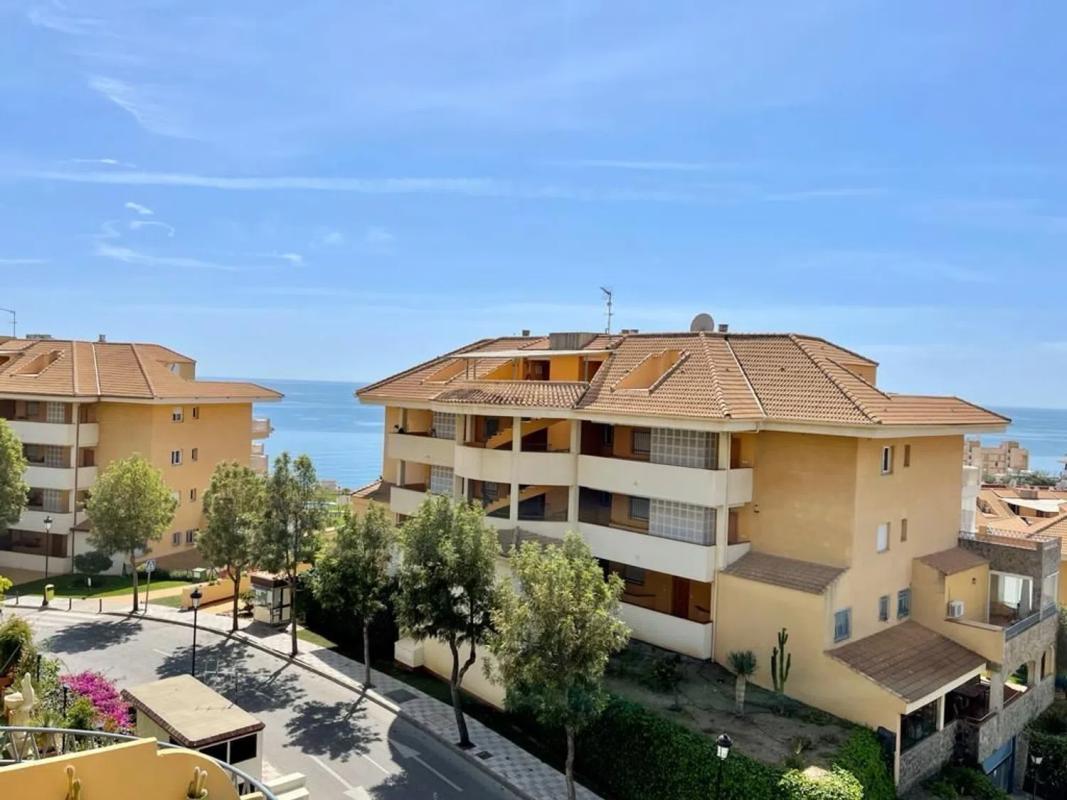 Venta de piso en Calle Sierra Nevada, Fuengirola
photo 1