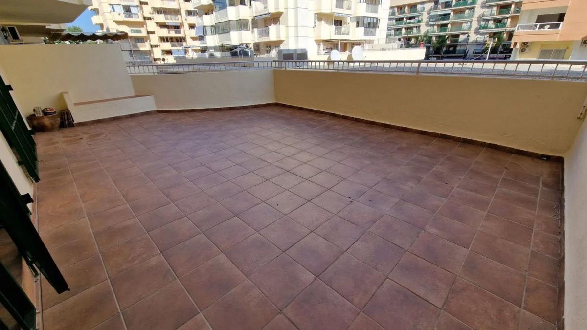 Sprzedaż mieszkania w Calle Martínez Catena, Fuengirola
photo 1