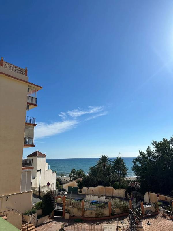 Sale of apartment in Avenida Carvajal, 4, Fuengirola
photo 2
