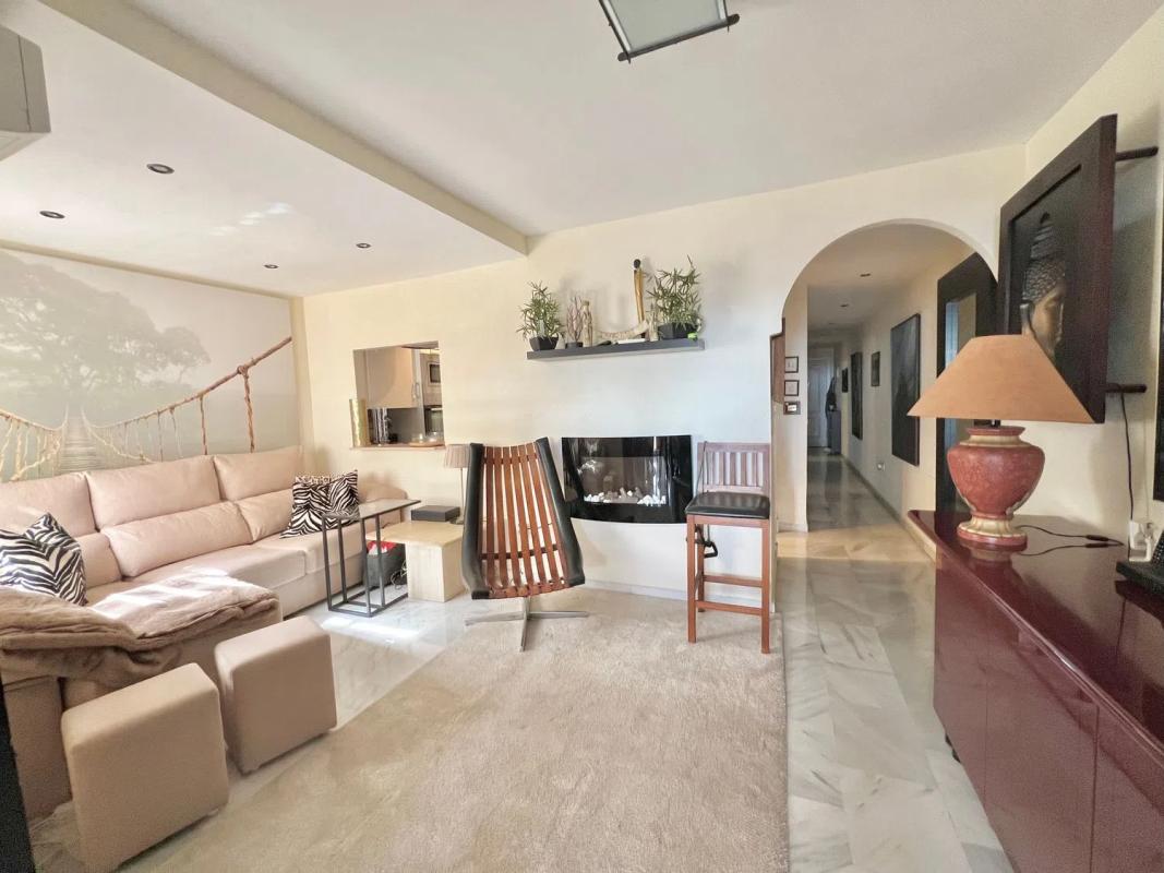 Sale of apartment in Calle Perdices, Fuengirola
photo 3