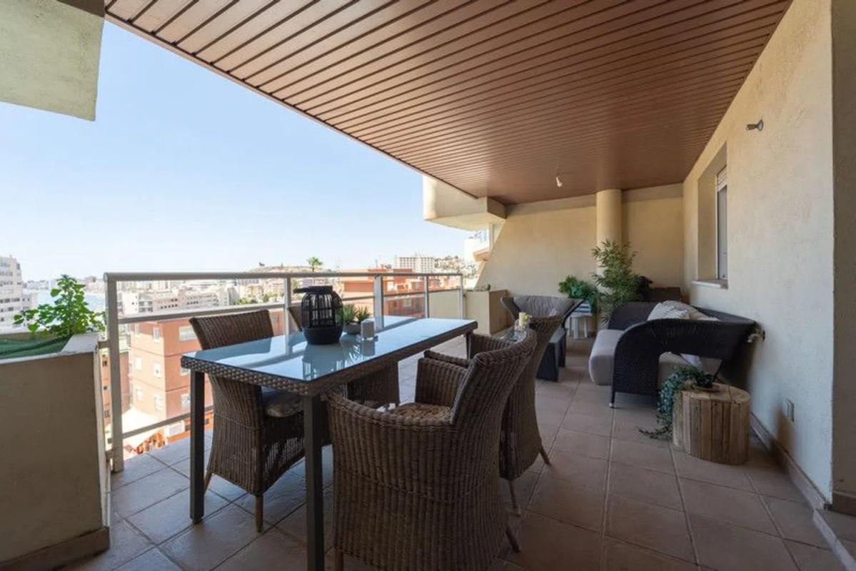 Sale of apartment in Las Gaviotas, Fuengirola
photo 1