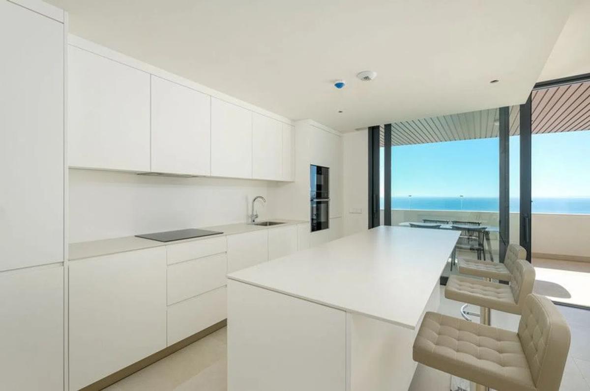 Sale of apartment in Las Gaviotas, Fuengirola
photo 4