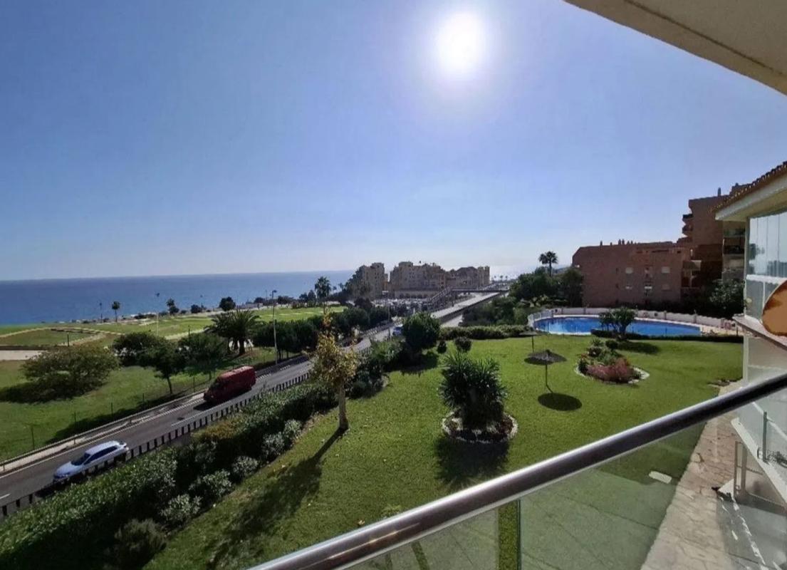 Venta de piso en Calle Algarrobos, 4, Fuengirola
photo 1