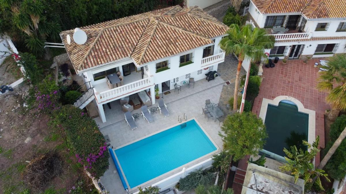 Sale of independent chalet in Torreblanca del Sol, Fuengirola
photo 2