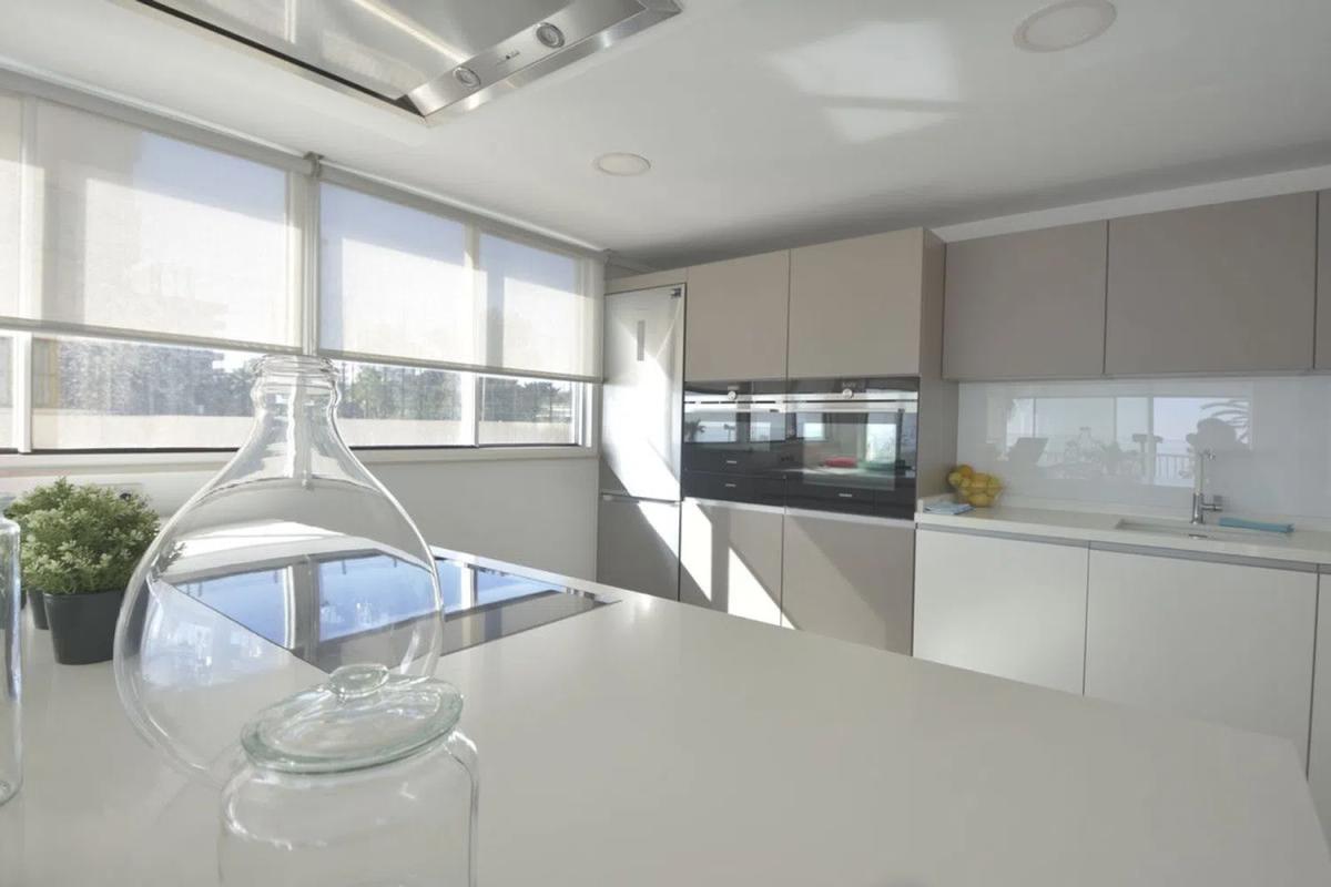 Venta de piso en Avenida de las Gaviotas, Fuengirola
 photo 3