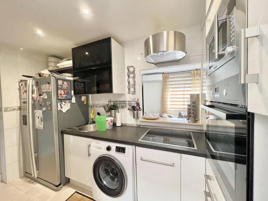 Продажа квартиры на Calle Perdices, Фуэнхирола
photo 4