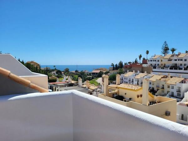 Wolnostojąca willa na sprzedaż w Calle Mimosas, Fuengirola thumbnail 1