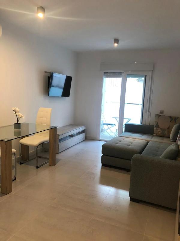 Sprzedaż mieszkania w Calle Santísima Trinidad, 41, Fuengirola
 photo 2