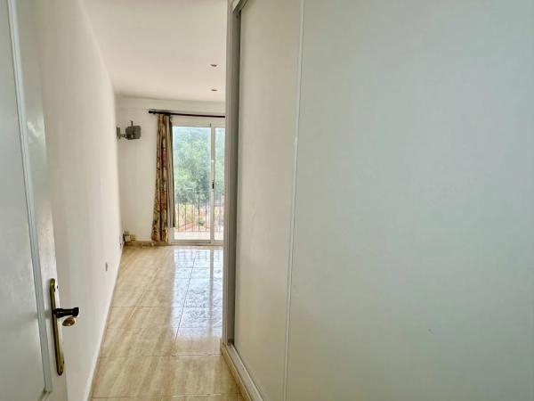 Apartment for sale in  Avenida Carvajal, Fuengirola photo 3