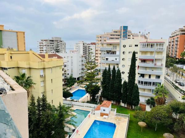 Apartment for sale in  Camino del Antiguo Ferrocarril, Fuengirola photo 1