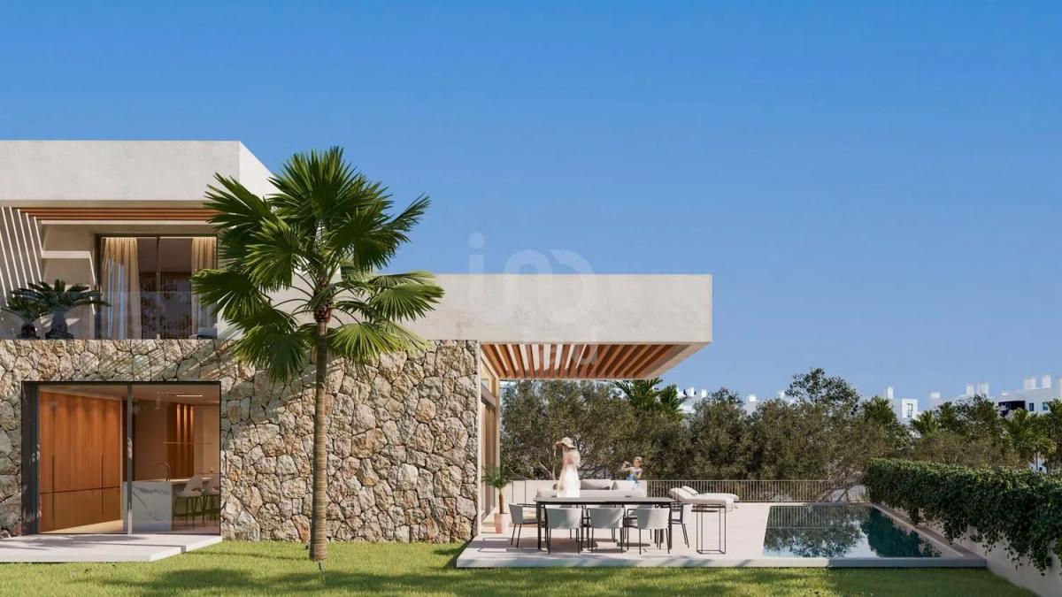Sale of independent chalet in Torreblanca del Sol, Fuengirola
photo 1