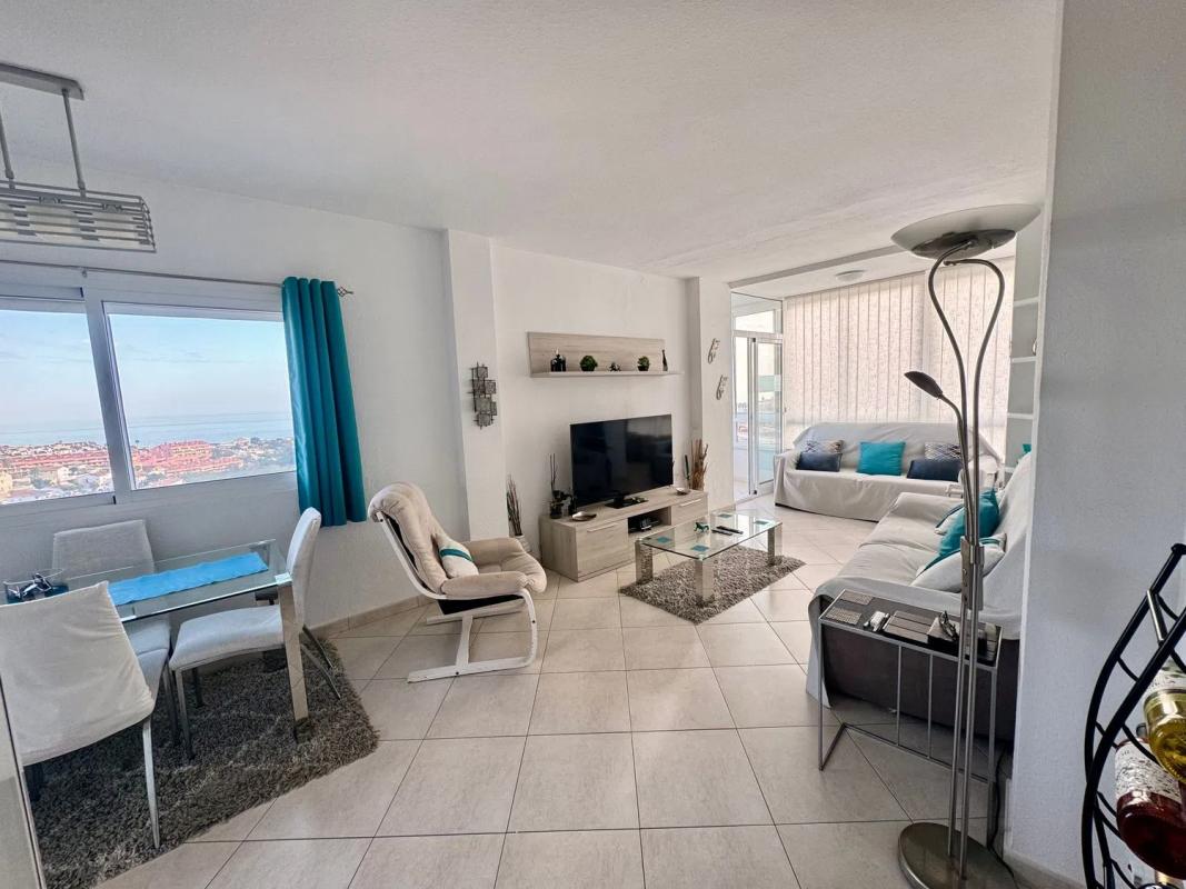 Sale of apartment in Calle el Lirio, Fuengirola
photo 4