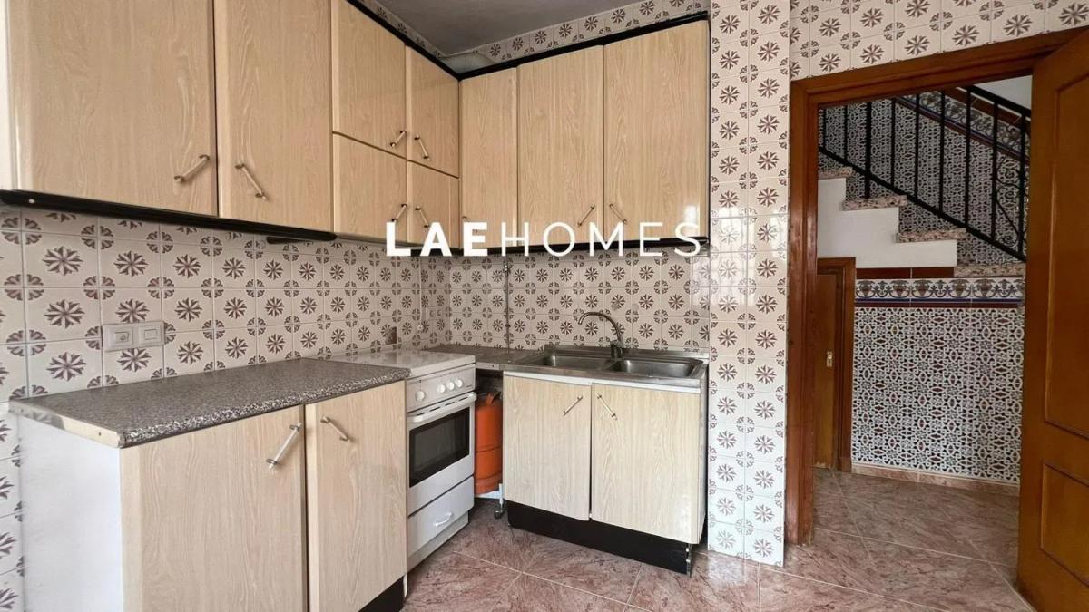 Продажа отдельного шале в Los Pacos, Фуэнхирола photo 4