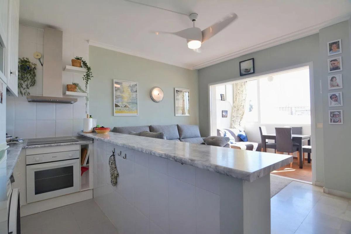 Sale of apartment in Calle Yucas, Fuengirola
photo 4