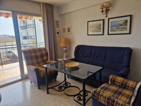 Piso en venta en  Avenida Acapulco, 17, Fuengirola photo 1
