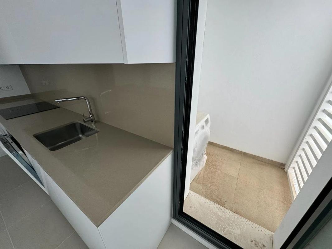 Sale of apartment in Las Gaviotas, Fuengirola
photo 2