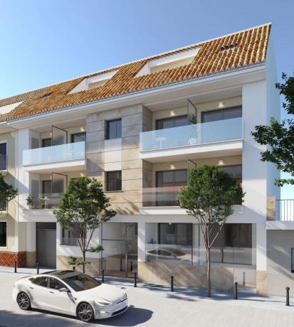 Piso en venta en Playa de los Boliches, Fuengirola photo 1