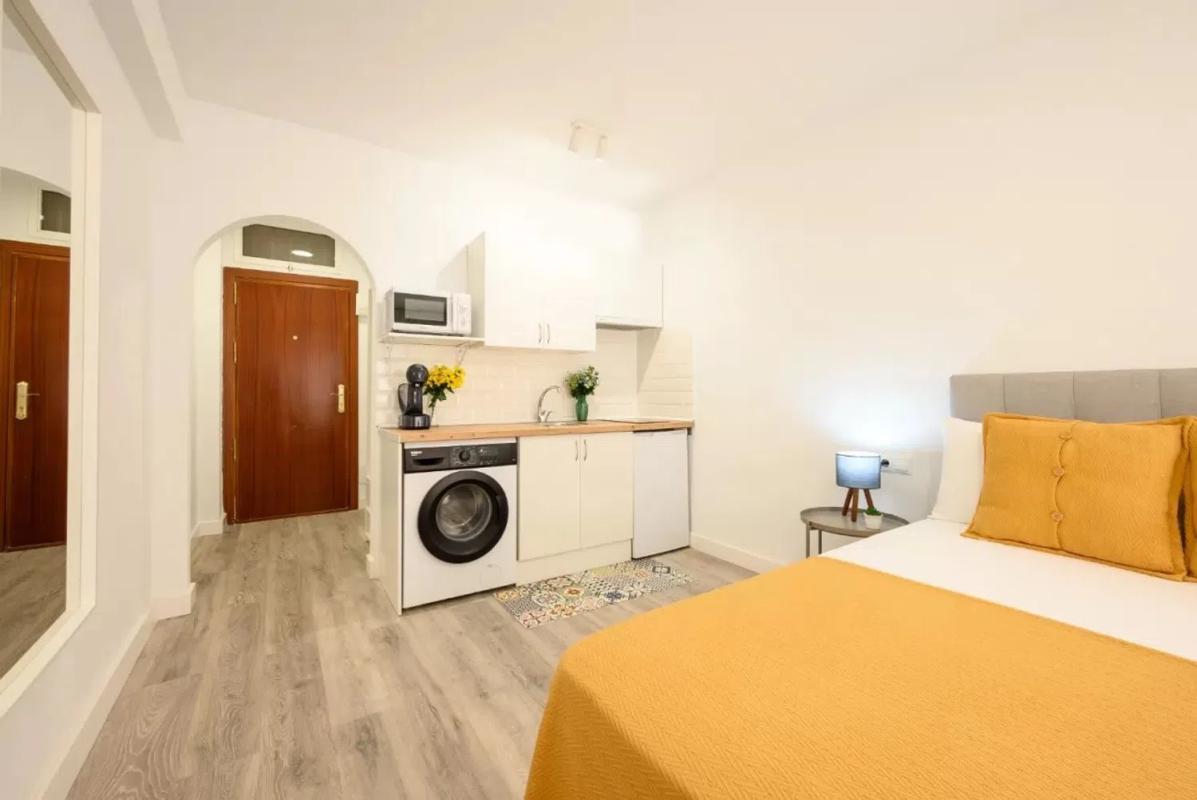 Venta de estudio en Zona Puerto Deportivo, Fuengirola photo 2