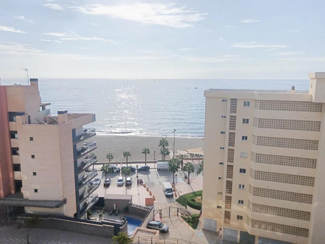 Sale of apartment in Avenida Carvajal, 41, Fuengirola
photo 2