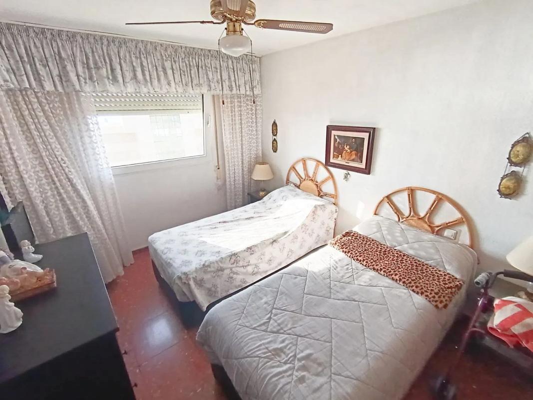 Sale of apartment in Avenida Carvajal, 41, Fuengirola
photo 3
