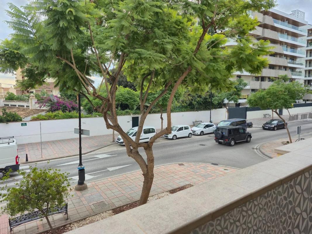 Продажа квартиры на Zona Sohail, Фуэнхирола
photo 2