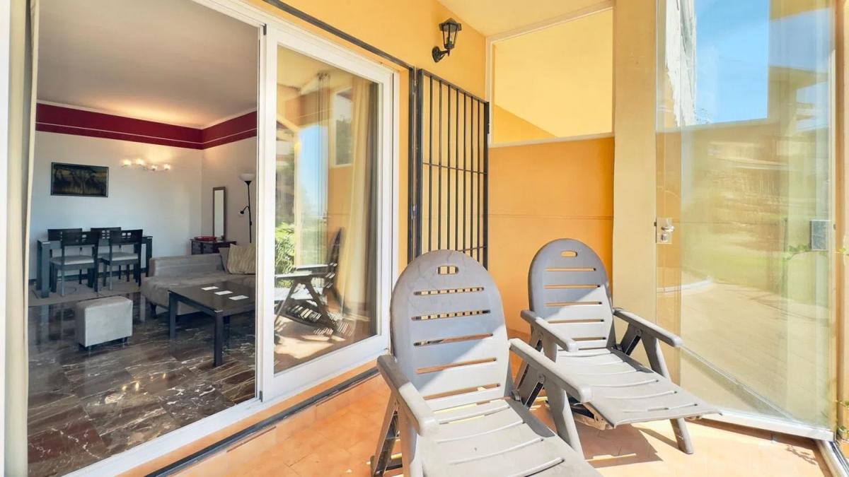 Sale of apartment in Las Gaviotas, Fuengirola
 photo 4
