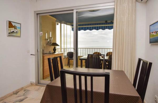 Apartment for sale in  Paseo Marítimo Rey de España, 124, Fuengirola photo 2