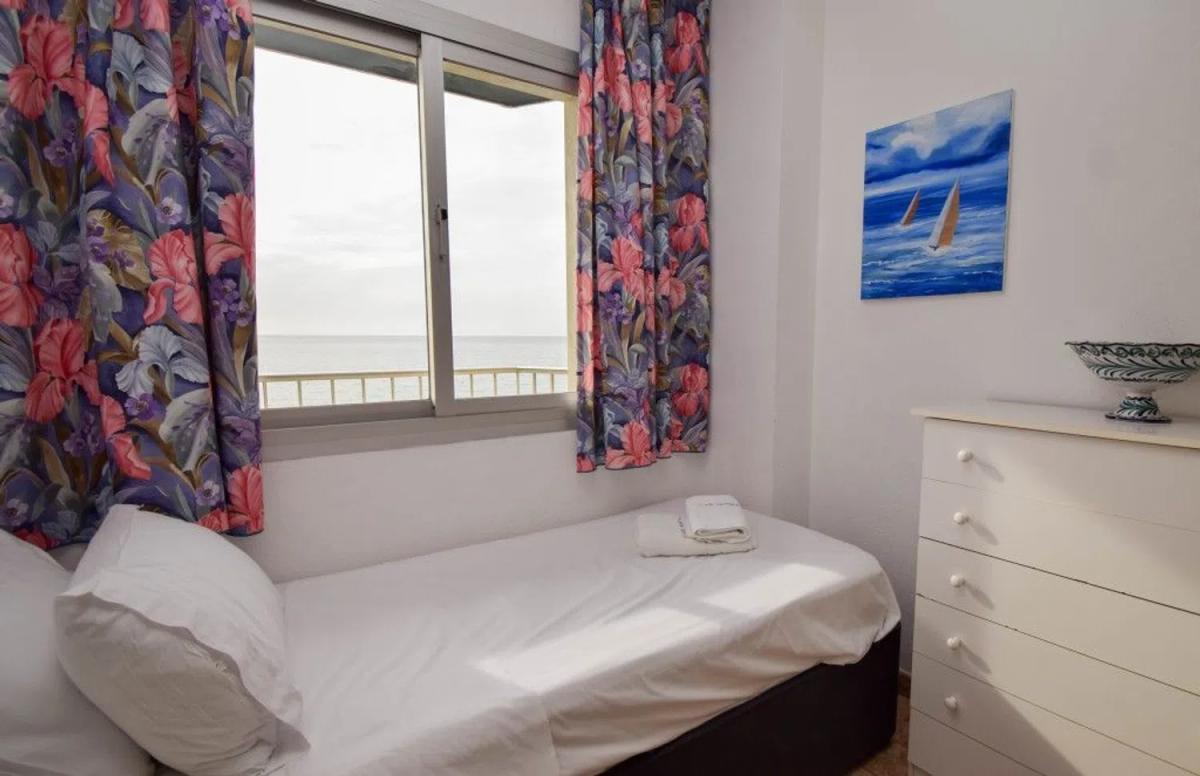 Sale of apartment in Paseo Marítimo Rey de España, 124, Fuengirola
photo 5