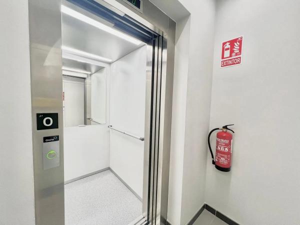 Piso en venta en  Avenida de los Boliches, Fuengirola photo 4