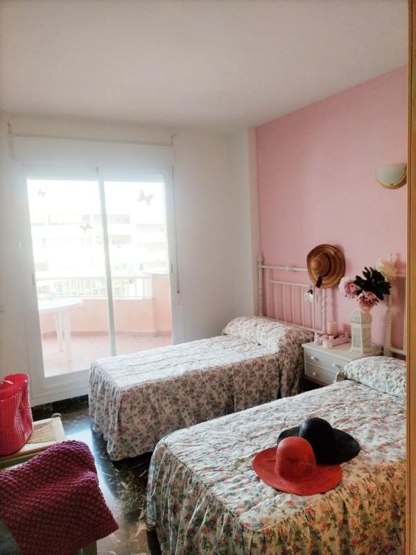 Sale of apartment in Calle Castaño, 40, Fuengirola
photo 4