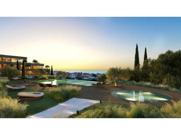 Detached villa for sale in  El Higuerón, Fuengirola photo 1